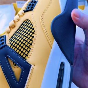 Jordan 4